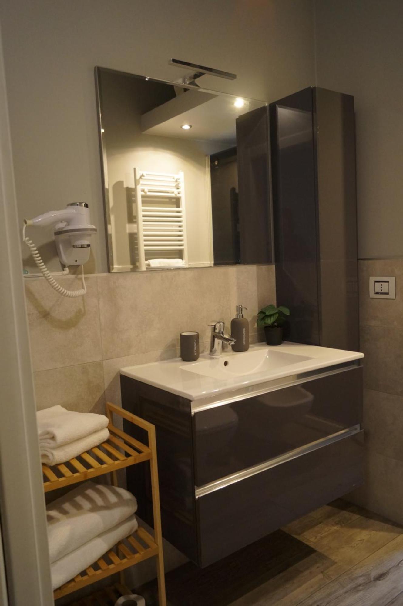 Bgy Central Apartments بيرغامو الغرفة الصورة