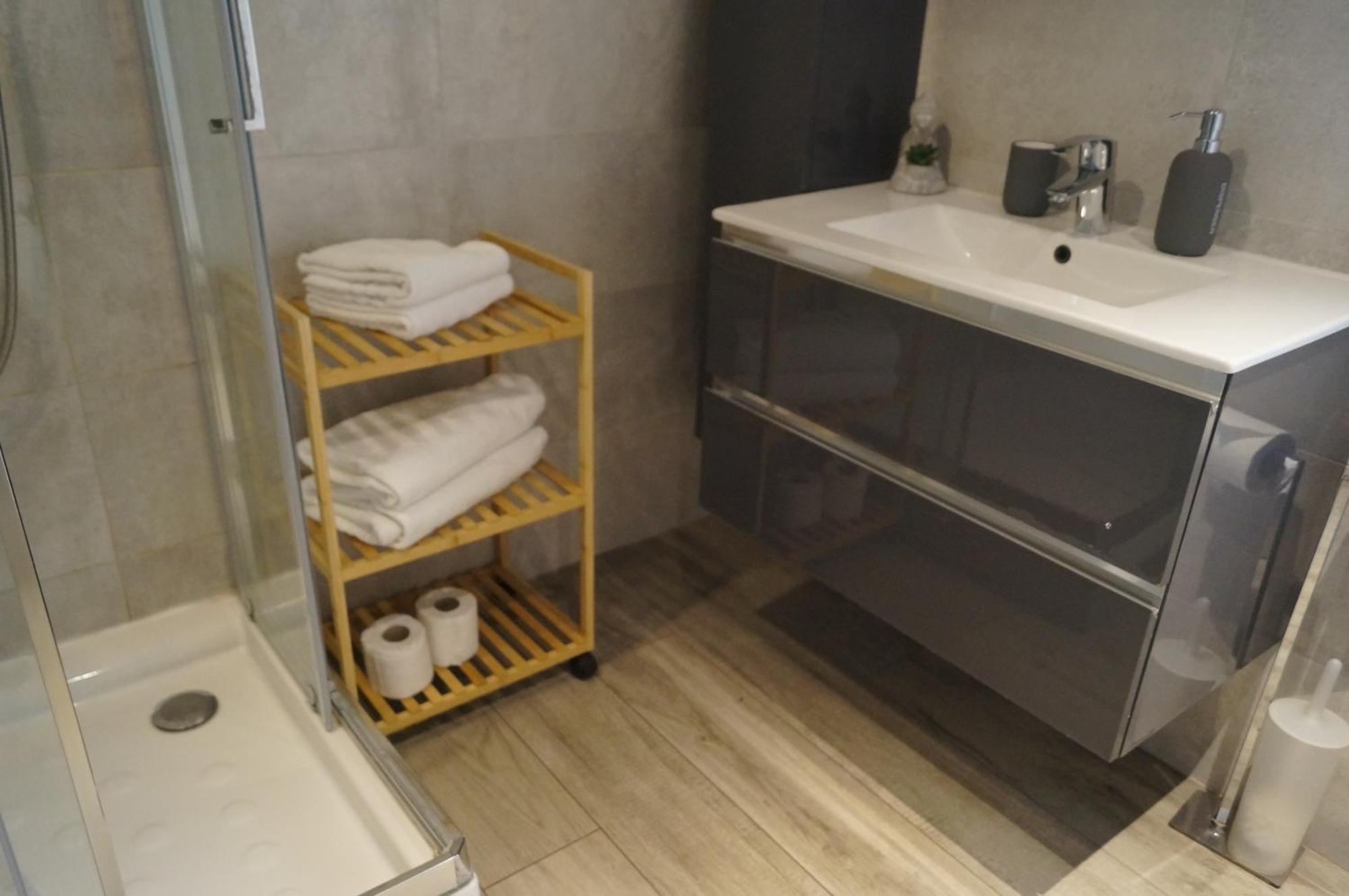 Bgy Central Apartments بيرغامو الغرفة الصورة