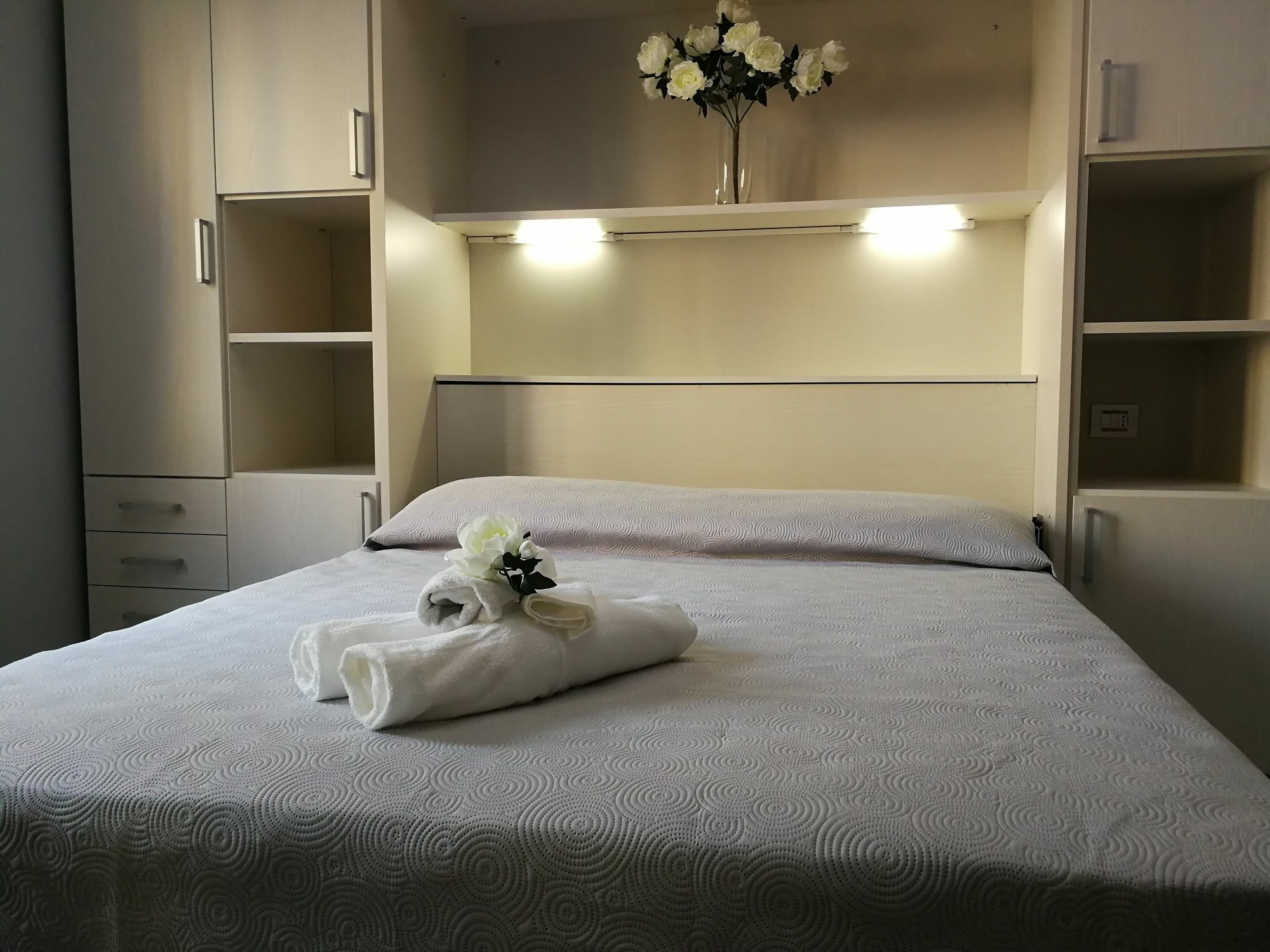 Bgy Central Apartments بيرغامو المظهر الخارجي الصورة